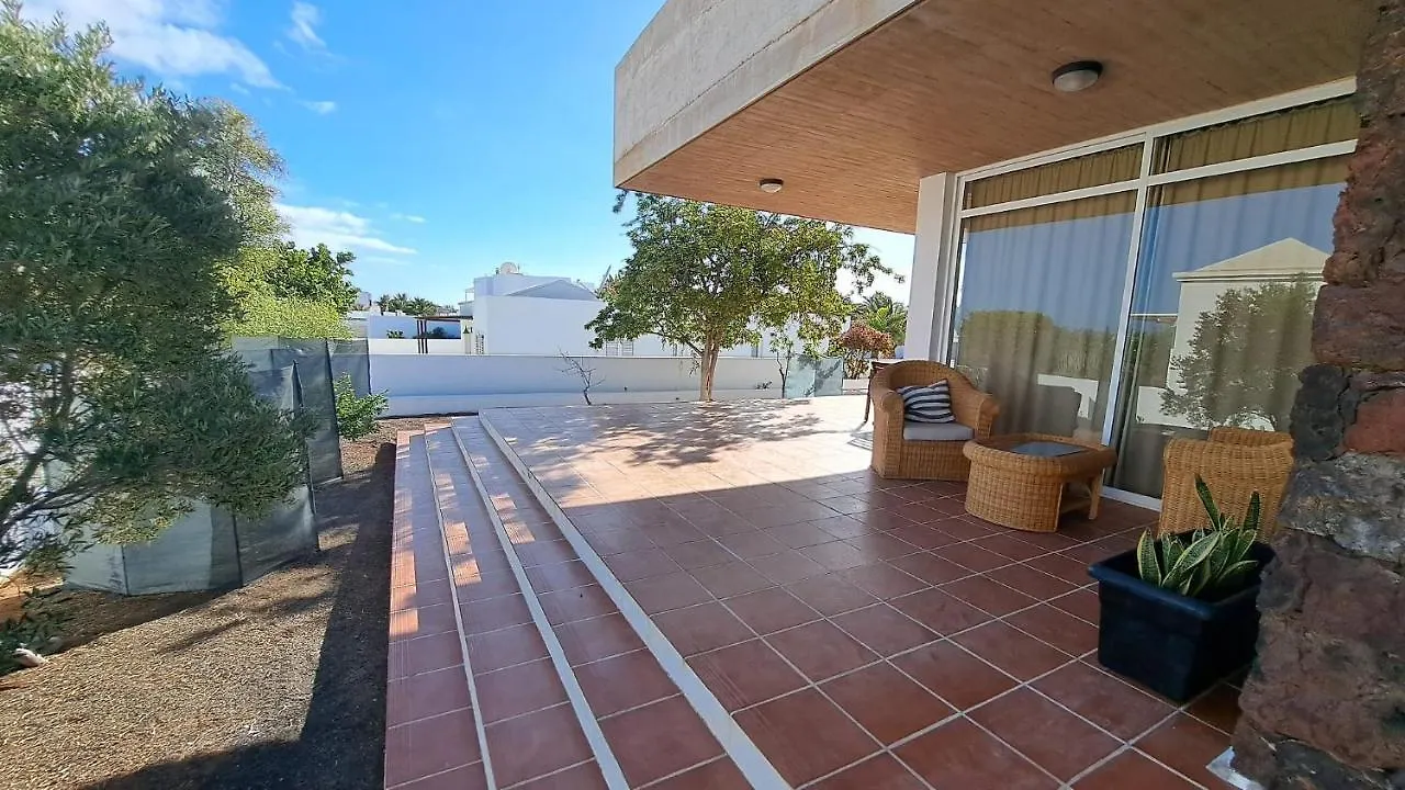 Casa Costa Volcan Teguise  0*, Teguise (Lanzarote) España